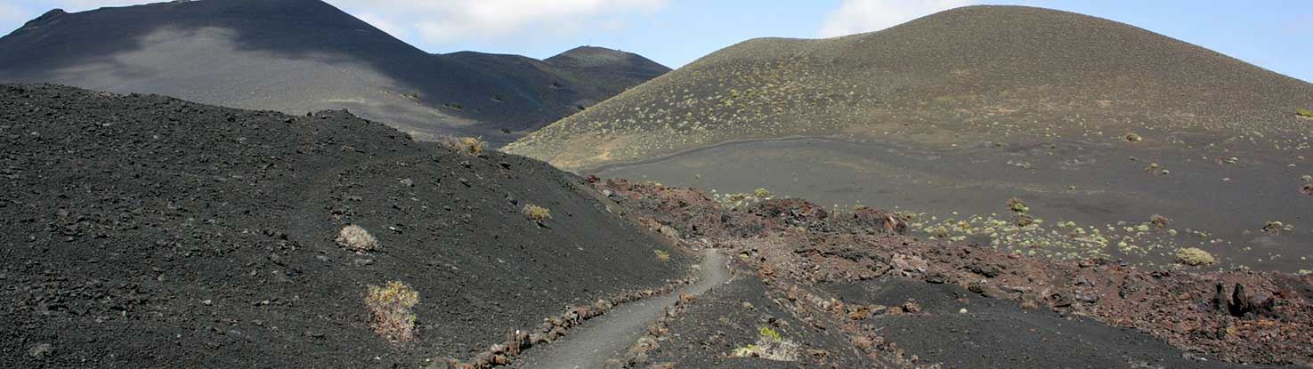 slide_volcanic_landscape_2134554_1920.jpg - slide_volcanic_landscape_2134554_1920.jpg