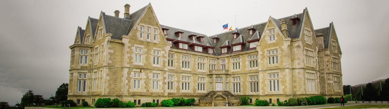 slide_santander_2789338.jpg - slide_santander_2789338.jpg