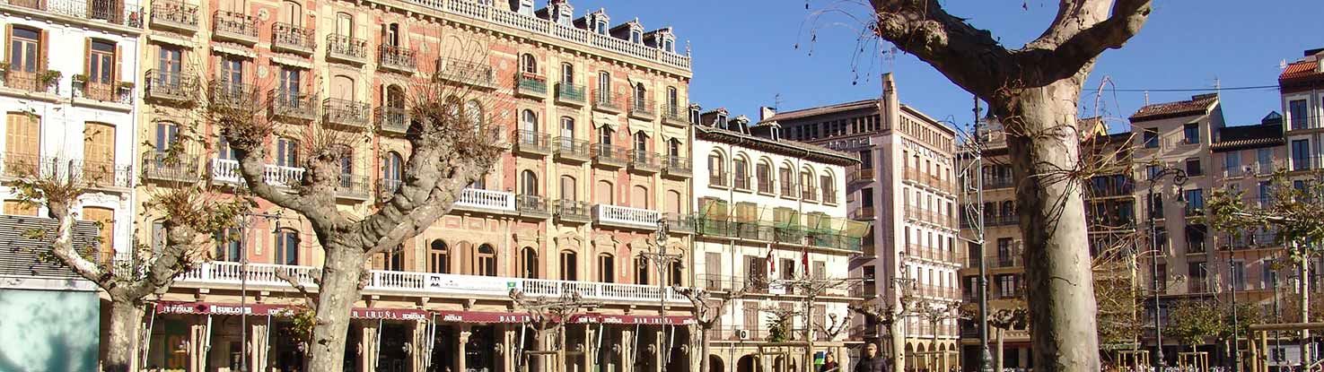 slide_Vista_Plaza_del_Castillo_Pamplona.jpg - slide_Vista_Plaza_del_Castillo_Pamplona.jpg